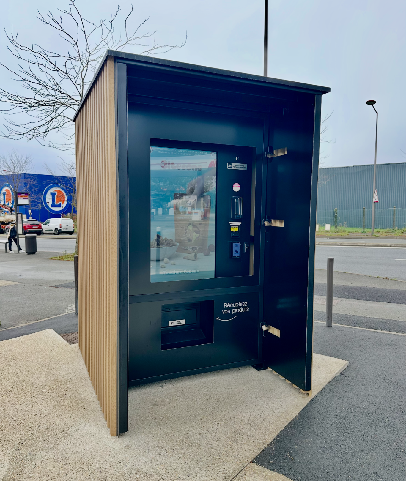 Distributeur de CBD 24/24 Distributeur de CBD Le Mans